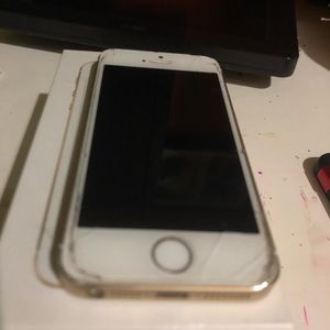 iPhone se 32 gb 2-3 dents
